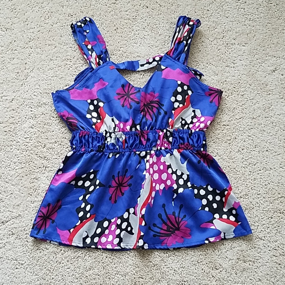 Kouture by Kimora Ruffle Top - Picture 4 of 4